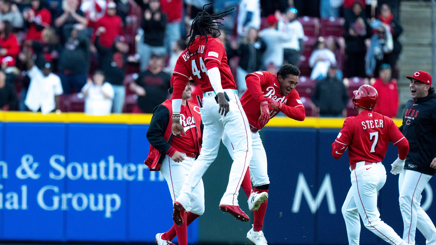 Cincinnati Reds Rally for Win in Extras After Squandering Lead vs Red Sox
