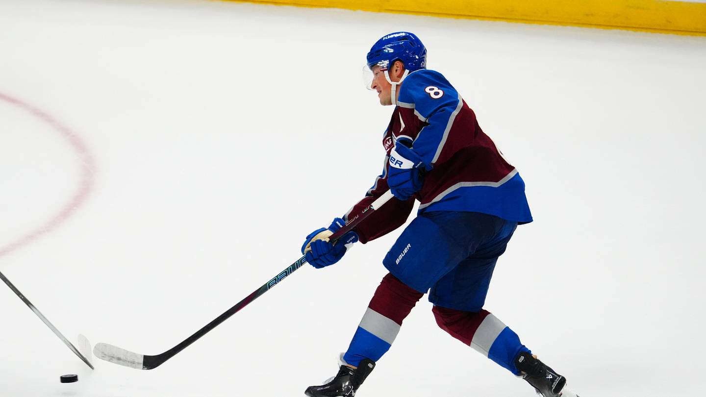 avalanche-star-cale-makar-just-did-something-no-nhl-defenseman-ever-has