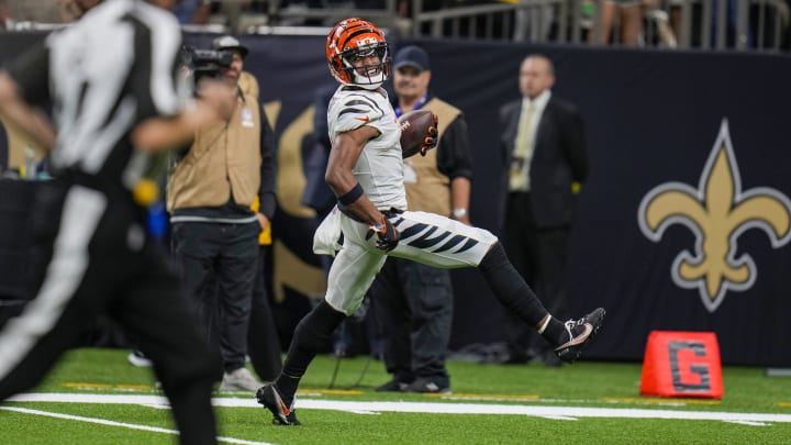 Cincinnati Bengals wide receiver Ja'Marr Chase (1) runs into the end zone for a touchdown with 2:10 remaining in the fourth quarter during an NFL Week 6 game against the New Orleans Saints, Sunday, Oct. 16, 2022, at Mercedes-Benz Superdome in New Orleans.