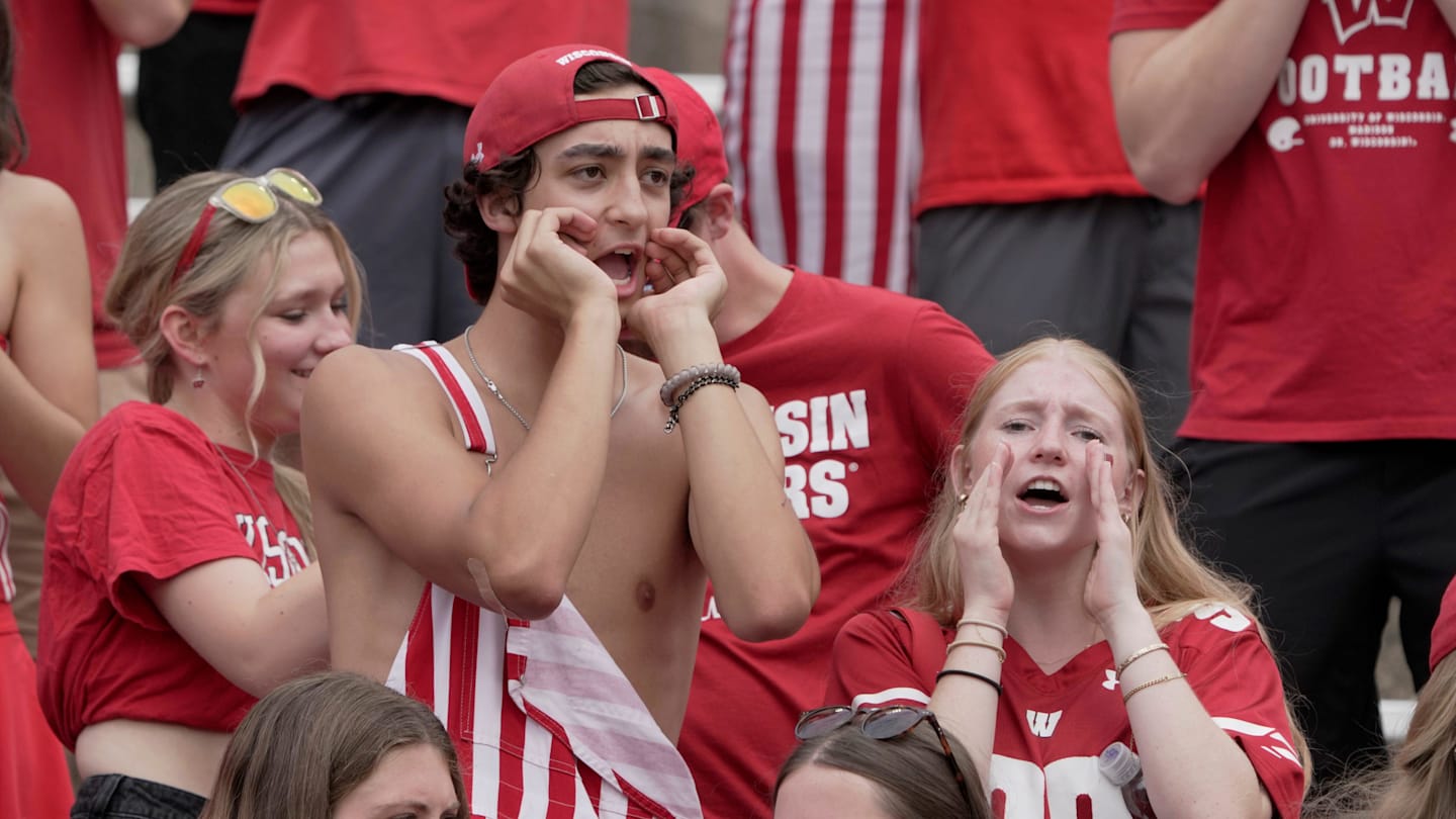 Wisconsin Football, Basketball Both Among Big Ten's Elite in Attendance Despite Down Seasons