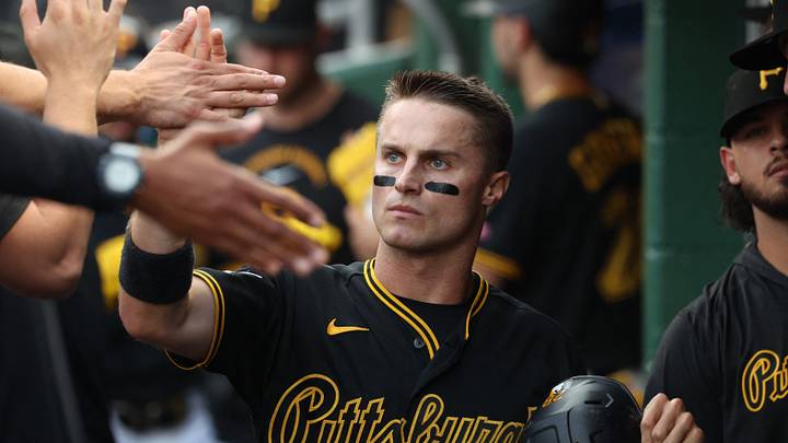 Aug 8, 2026; Pittsburgh, Pennsylvania, USA; Pittsburgh Pirates center fielder Jake Mangum (28) high-fives in the dugout after scoring a run against the New York Mets during the first inning at PNC Park. Mandatory Credit: Charles LeClaire-Imagn Images Aug 8, 2026; Pittsburgh, Pennsylvania, USA; Pittsburgh Pirates center fielder Jake Mangum (28) high-fives in the dugout after scoring a run against the New York Mets during the first inning at PNC Park. Mandatory Credit: Charles LeClaire-Imagn Images