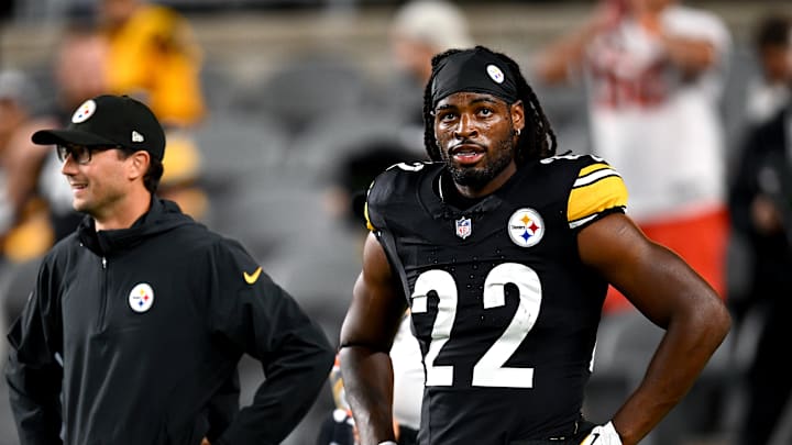 Cleveland Browns v Pittsburgh Steelers