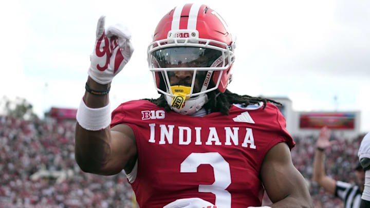 Jan 1, 2026; Pasadena, CA, USA; Indiana Hoosiers wide receiver Omar Cooper Jr. (3) celebrates after catching a 1-yard touchdown pass in the second quarter against the Alabama Crimson Tide during the 2026 Rose Bowl and quarterfinal game of the College Football Playoff at Rose Bowl Stadium. Mandatory Credit: Kirby Lee-Imagn Images