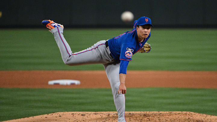 Mar 31, 2026; St. Louis, Missouri, USA; New York Mets starting pitcher Kodai Senga (34) pitches against the St. Louis Cardinals during the fourth inning at Busch Stadium. Mandatory Credit: Jeff Curry-Imagn Images