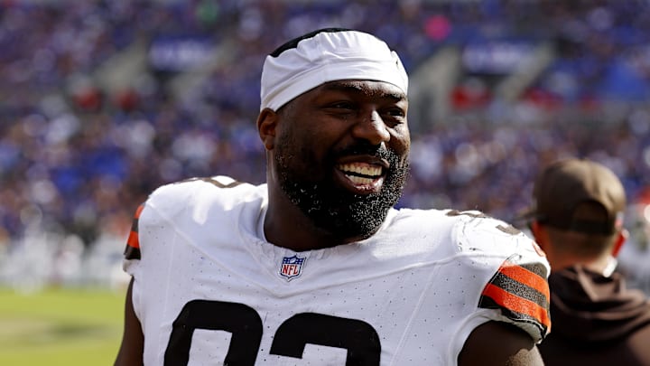 Sep 14, 2025; Baltimore, Maryland, USA; Cleveland Browns defensive tackle Shelby Harris (93) during the game against the Baltimore Ravens at M&T Bank Stadium.  