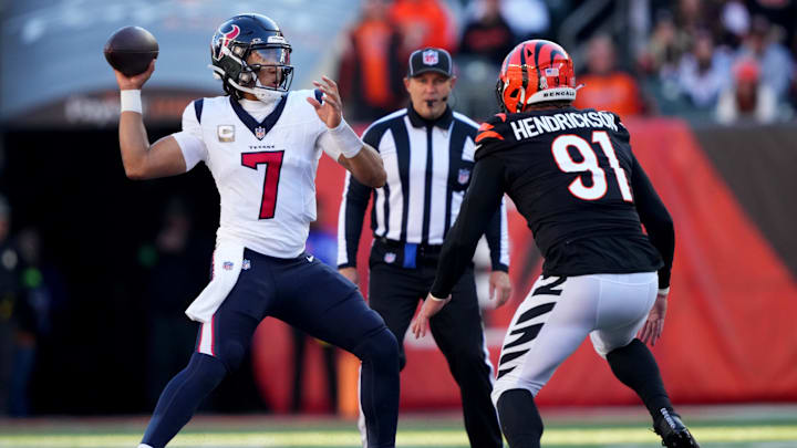 Nov 12, 2023; Cincinnati, Ohio, USA; Houston Texans quarterback C.J. Stroud (7) throws under