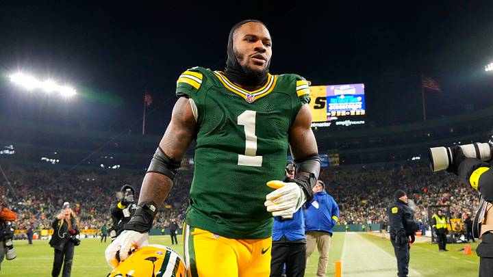 Dec 7, 2025; Green Bay, Wisconsin, USA; Green Bay Packers defensive end Micah Parsons (1) jogs off the field following the game against the Chicago Bears at Lambeau Field. Mandatory Credit: Jeff Hanisch-Imagn Images Dec 7, 2025; Green Bay, Wisconsin, USA; Green Bay Packers defensive end Micah Parsons (1) jogs off the field following the game against the Chicago Bears at Lambeau Field. Mandatory Credit: Jeff Hanisch-Imagn Images