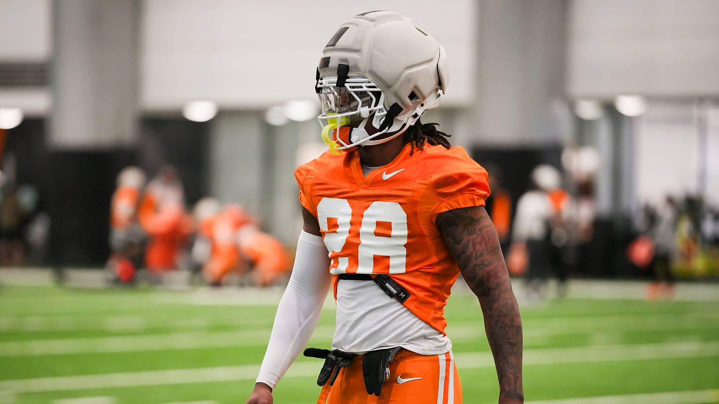 Titus Rohrer Three Tennessee Football Defensive Newcomers Detail Spring Transition