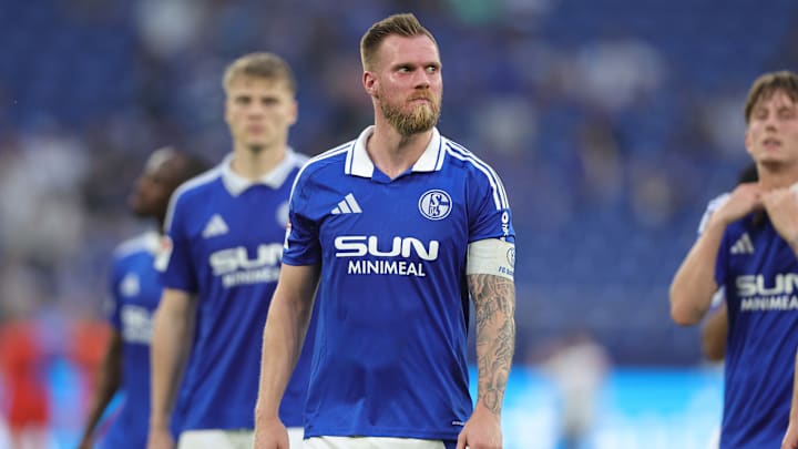 Tomas Kalas kann den Schalkern fürs Erste doch nicht helfen