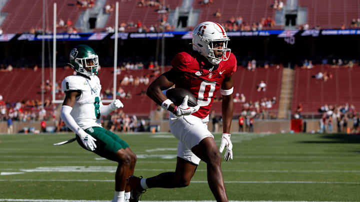 Mudia Reuben, on his way to the end zone here for Stanford, will join the USF receiver room after choosing the Bulls from the transfer portal.
