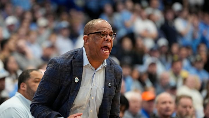 Feb 8, 2025; Chapel Hill, North Carolina, USA; North Carolina Tar Heels head coach Hubert Davis reacts in the first half at Dean E. Smith Center. Mandatory Credit: Bob Donnan-Imagn Images Feb 8, 2025; Chapel Hill, North Carolina, USA; North Carolina Tar Heels head coach Hubert Davis reacts in the first half at Dean E. Smith Center. Mandatory Credit: Bob Donnan-Imagn Images