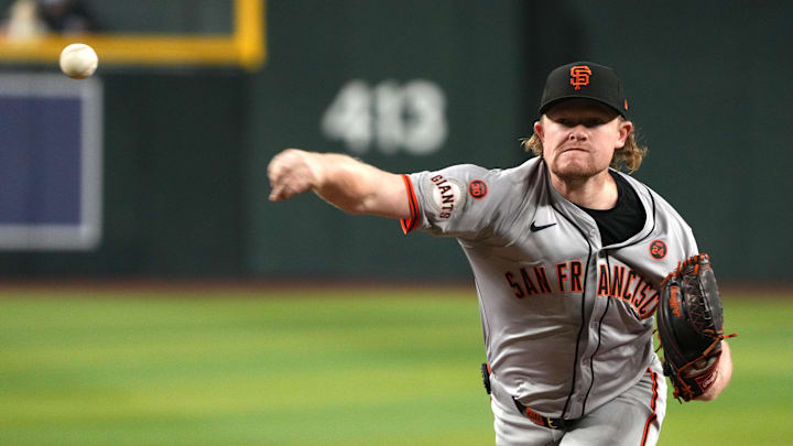 Sep 24, 2024; Phoenix, Arizona, USA; San Francisco Giants pitcher Logan Webb (62) throws against the Arizona Diamondbacks in the first inning at Chase Field. Sep 24, 2024; Phoenix, Arizona, USA; San Francisco Giants pitcher Logan Webb (62) throws against the Arizona Diamondbacks in the first inning at Chase Field.
