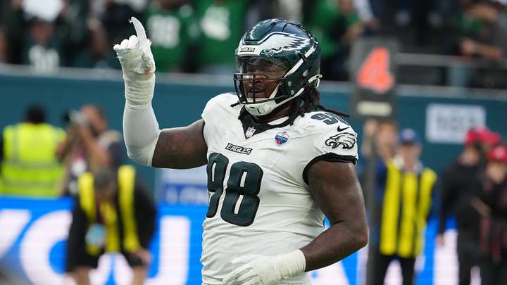 Oct 11, 2026; Tottenham, ENG; Philadelphia Eagles defensive tackle Jalen Carter (98) reacts during the second half against the Jacksonville Jaguars at Tottenham Hotspur Stadium. Oct 11, 2026; Tottenham, ENG; Philadelphia Eagles defensive tackle Jalen Carter (98) reacts during the second half against the Jacksonville Jaguars at Tottenham Hotspur Stadium.