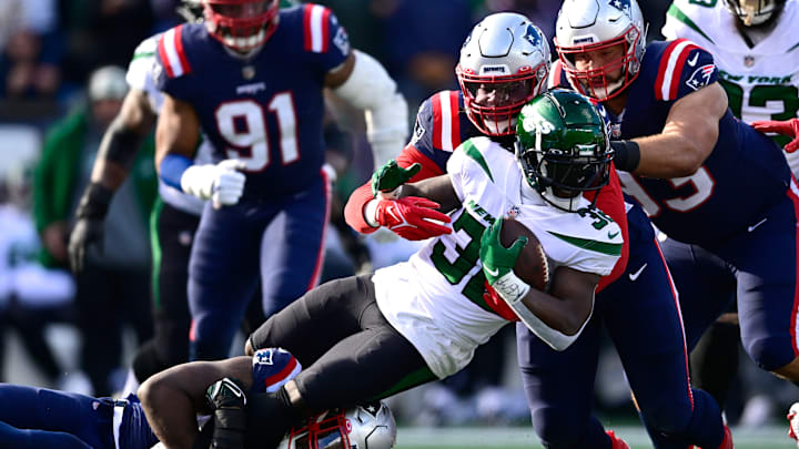 New York Jets v New England Patriots
