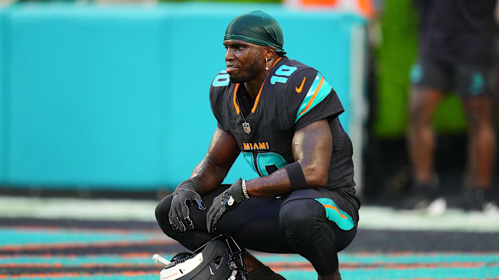 Sep 29, 2025; Miami Gardens, Florida, USA; Miami Dolphins wide receiver Tyreek Hill (10) practices before the game against the New York Jets at Hard Rock Stadium. Mandatory Credit: Rich Storry-Imagn Images