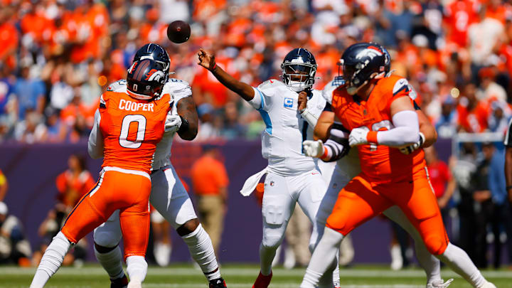 Tennessee Titans v Denver Broncos