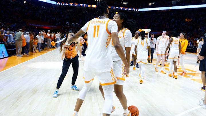 Connecticut v Tennessee