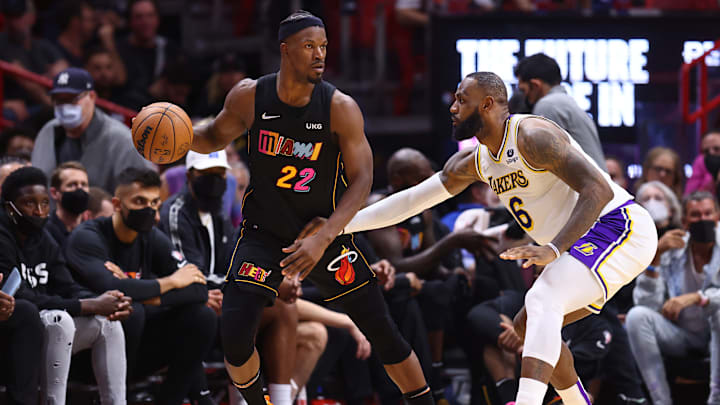 Algunos medios no descartan que los Lakers junten a Jimmy Butler con LeBron James