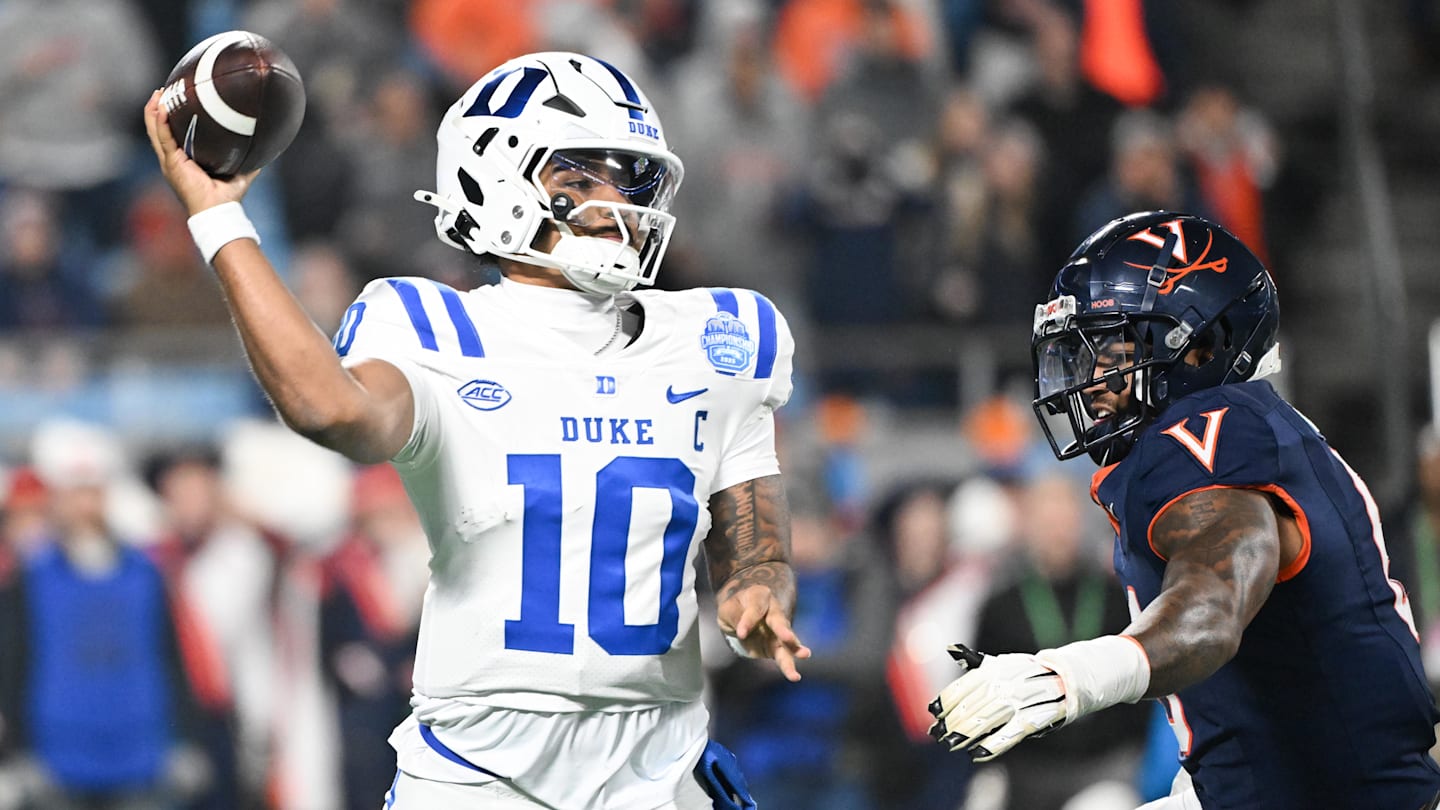 $10 million college football QB named 'absolute baller'