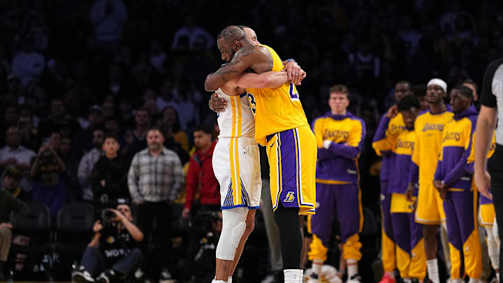 Golden State Warriors v Los Angeles Lakers
