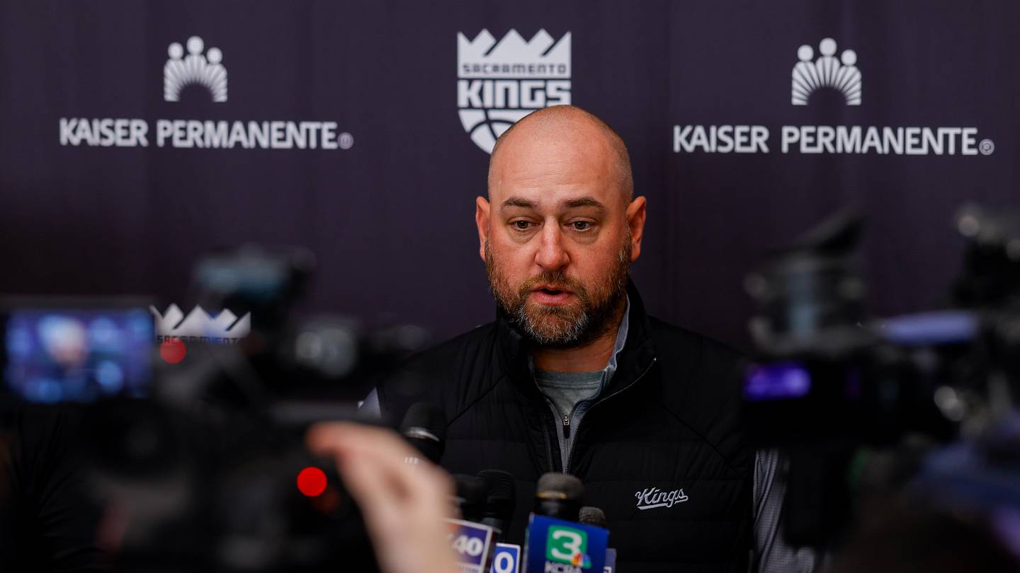 Kings Sign Terry Taylor Amidst Injury Concerns for Jones