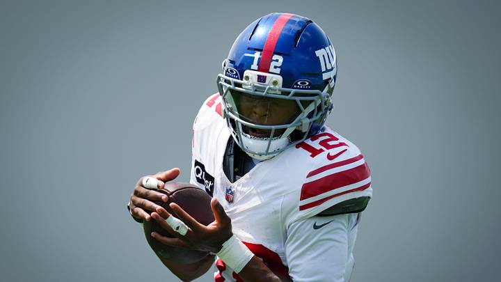New York Giants cornerback Colton Hood (12) catches the ball while training at Quest Diagnostics Training Center, Aug 10, 2026, East Rutherford, NJ, USA. New York Giants cornerback Colton Hood (12) catches the ball while training at Quest Diagnostics Training Center, Aug 10, 2026, East Rutherford, NJ, USA.