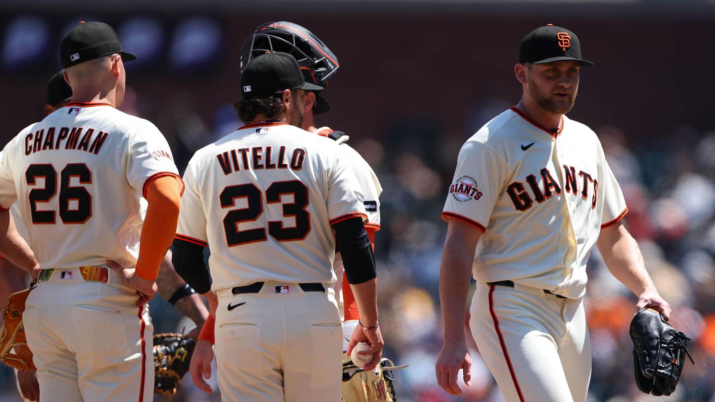 No One is Coming to Save the San Francisco Giants Bullpen