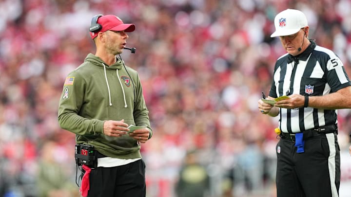 Nov 16, 2025; Glendale, Arizona, USA; Arizona Cardinals head coach Jonathan Gannon speaks with the officials during the second half against the San Francisco 49ers at State Farm Stadium. Mandatory Credit: Joe Camporeale-Imagn Images Nov 16, 2025; Glendale, Arizona, USA; Arizona Cardinals head coach Jonathan Gannon speaks with the officials during the second half against the San Francisco 49ers at State Farm Stadium. Mandatory Credit: Joe Camporeale-Imagn Images