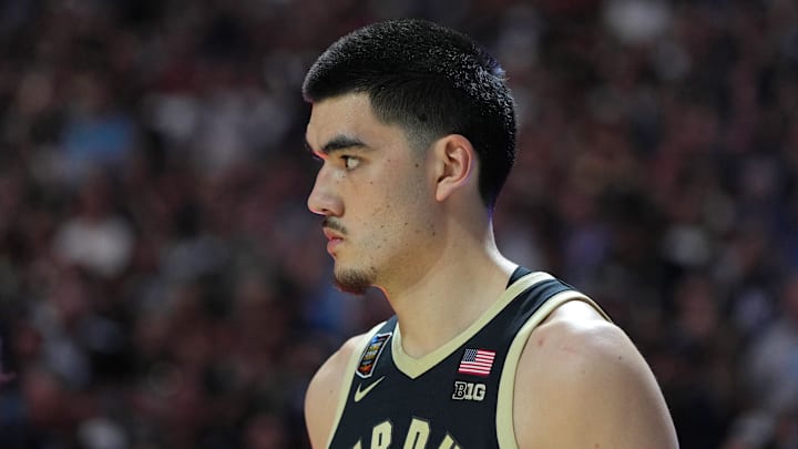 Purdue Boilermakers center Zach Edey (15) looks on Purdue Boilermakers center Zach Edey (15) looks on