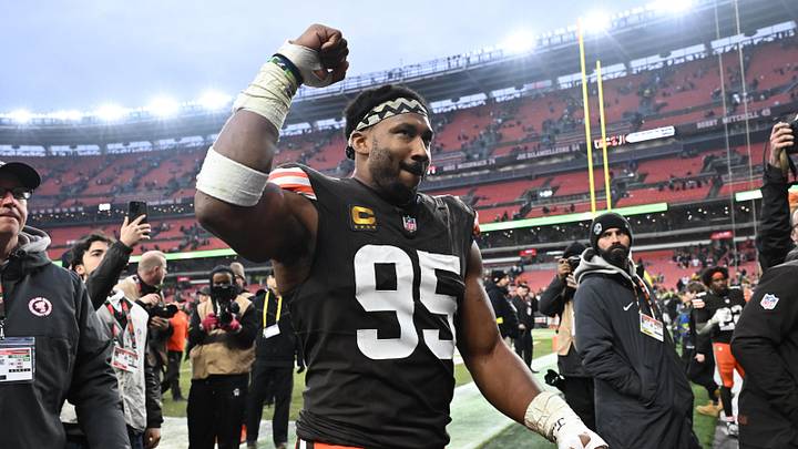Dec 28, 2025; Cleveland, Ohio, USA; Cleveland Browns defensive end Myles Garrett (95) exits the field after the game against the Pittsburgh Steelers at Huntington Bank Field. Mandatory Credit: Ken Blaze-Imagn Images Dec 28, 2025; Cleveland, Ohio, USA; Cleveland Browns defensive end Myles Garrett (95) exits the field after the game against the Pittsburgh Steelers at Huntington Bank Field. Mandatory Credit: Ken Blaze-Imagn Images