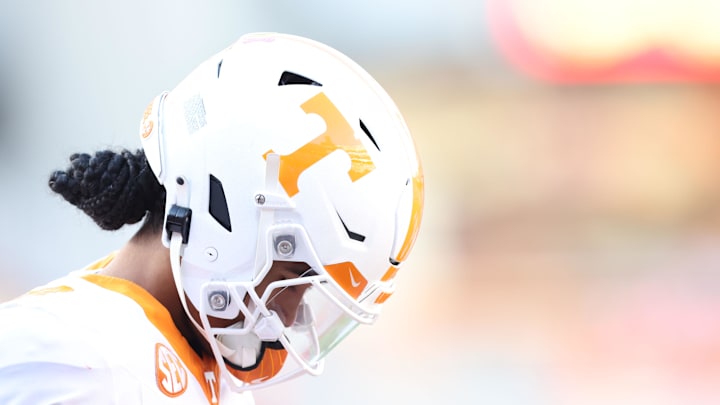 Oct 5, 2024; Fayetteville, Arkansas, USA; Tennessee Volunteers quarterback Nico Iamaleava prior to the game against the Arkansas Razorbacks at Donald W. Reynolds Razorback Stadium. Mandatory Credit: Nelson Chenault-Imagn Images Oct 5, 2024; Fayetteville, Arkansas, USA; Tennessee Volunteers quarterback Nico Iamaleava prior to the game against the Arkansas Razorbacks at Donald W. Reynolds Razorback Stadium. Mandatory Credit: Nelson Chenault-Imagn Images