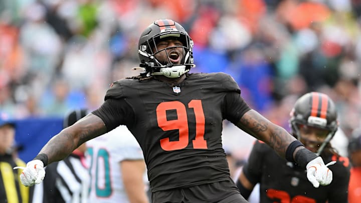 Alex Wright: Miami Dolphins v Cleveland Browns