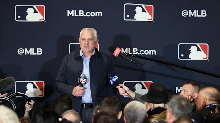 Dec 10, 2024; Dallas, TX, USA; Agent Joel Wolfe, agent for Roki Sasaki, speaks with the media at Hilton Anatole. Mandatory Credit: Tim Heitman-Imagn Images Dec 10, 2024; Dallas, TX, USA; Agent Joel Wolfe, agent for Roki Sasaki, speaks with the media at Hilton Anatole. Mandatory Credit: Tim Heitman-Imagn Images