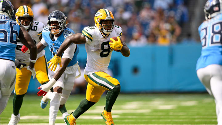 Sep 22, 2024; Nashville, Tennessee, USA; Green Bay Packers running back Josh Jacobs (8) runs the ball against the Tennessee Titans during the second half at Nissan Stadium. Mandatory Credit: Steve Roberts-Imagn Images Sep 22, 2024; Nashville, Tennessee, USA; Green Bay Packers running back Josh Jacobs (8) runs the ball against the Tennessee Titans during the second half at Nissan Stadium. Mandatory Credit: Steve Roberts-Imagn Images