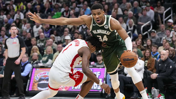 The Rockets are just 10-12 against the spread when favored at home this season.