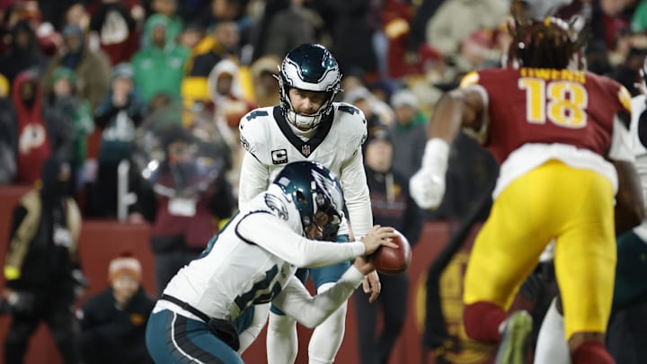 Dec 20, 2025; Landover, Maryland, USA; Philadelphia Eagles place kicker Jake Elliott (4) prepares to kick the ball during the first half against the Washington Commanders at Northwest Stadium. 