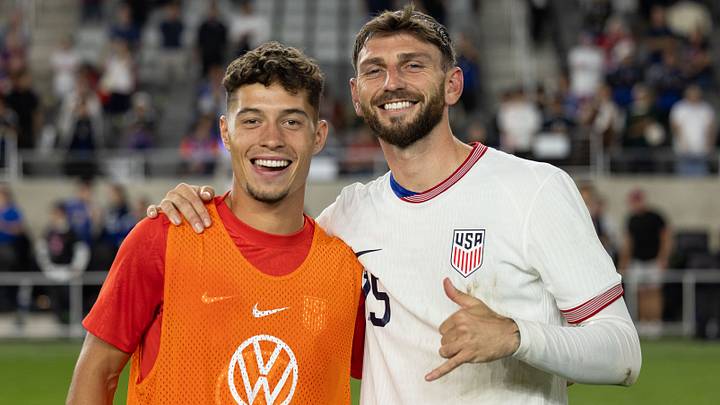 Its rare that an American born player wear the claret and blue but now that they face a season in the Championship, West Ham should consider obtaining one. 