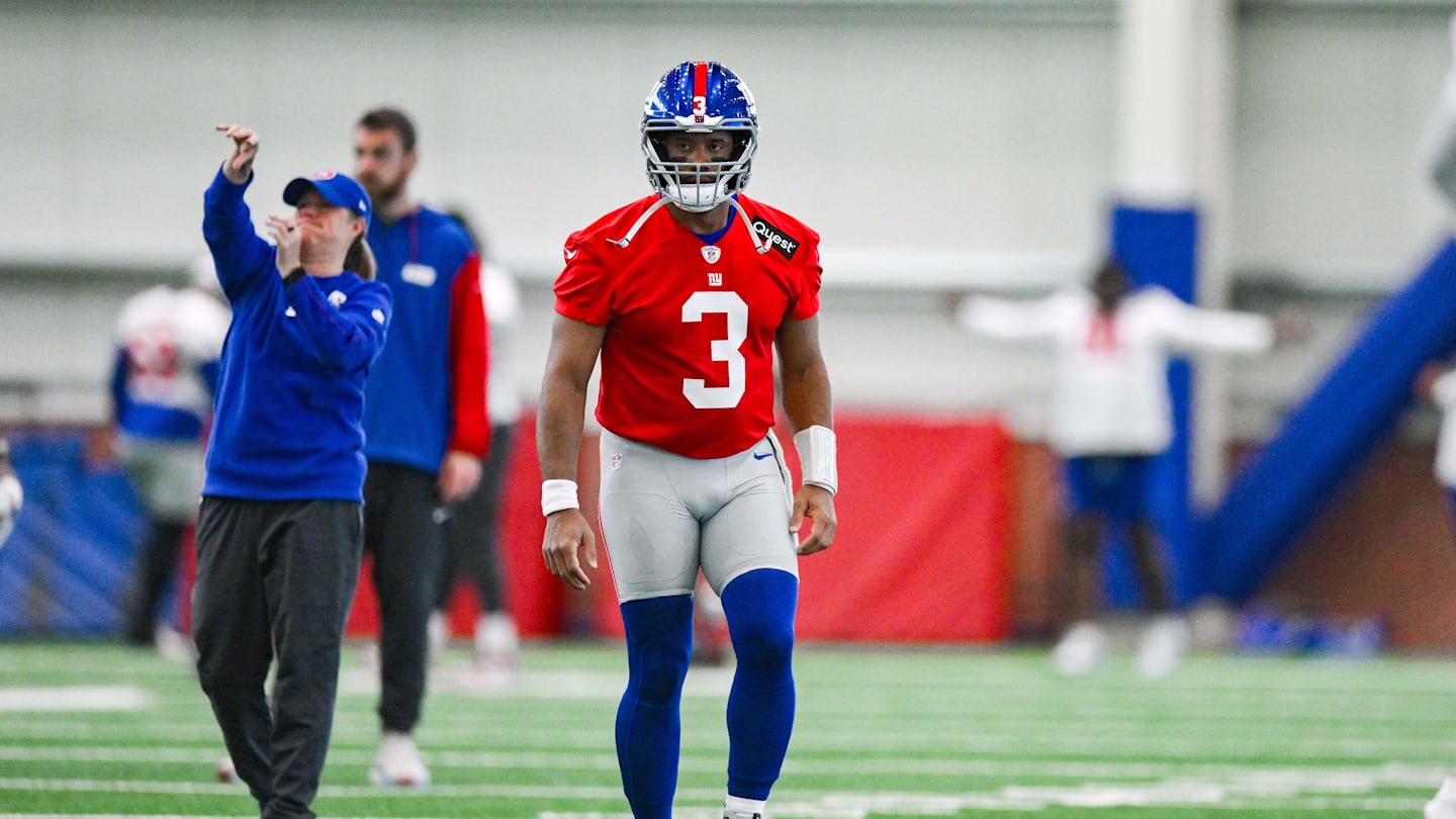 Giants' Malik Nabers Courtside Attendance at Knicks-Raptors Game