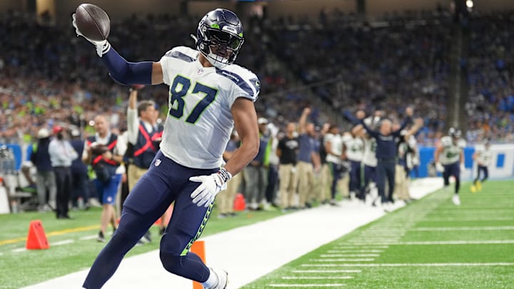 Noah Fant of the Seattle Seahawks