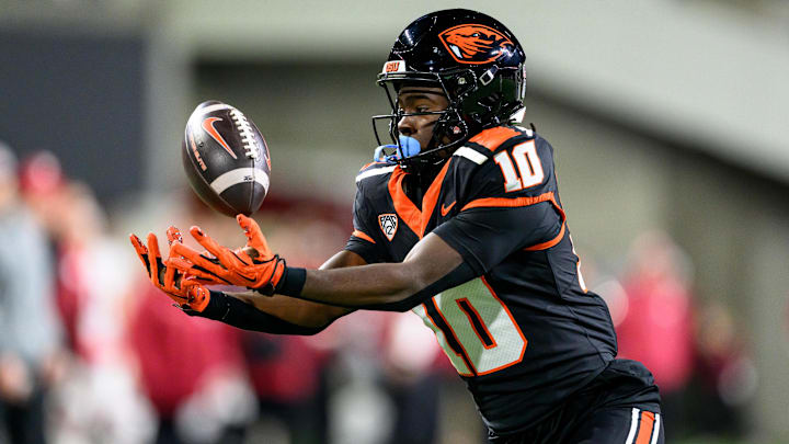 Nov 23, 2024; Corvallis, Oregon, USA; Oregon State Beavers wide receiver Taz Reddicks (10) makes a catch during the second quarter against the Washington State Cougars at Reser Stadium. Mandatory Credit: Craig Strobeck-Imagn Images