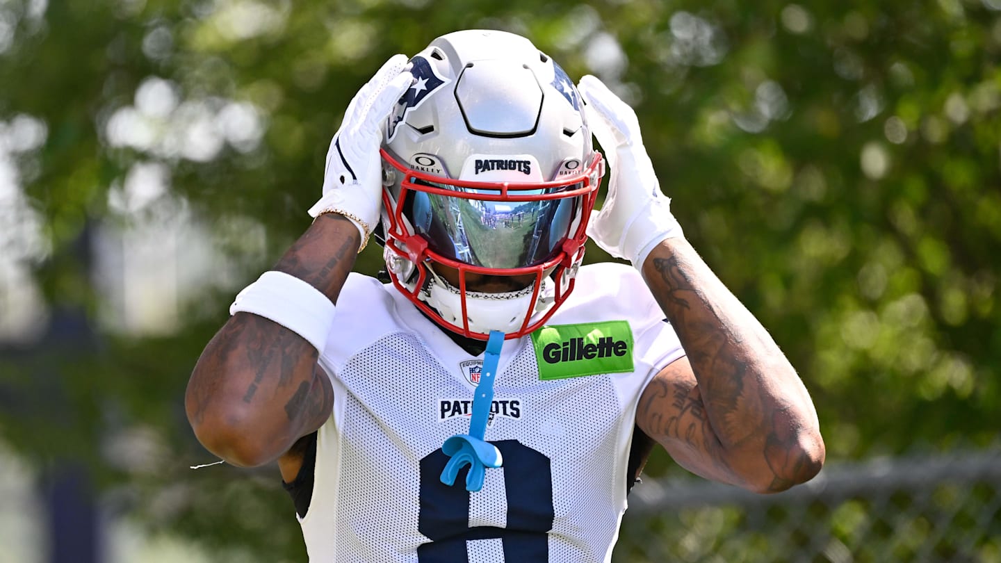 Stefon Diggs lands on Patriots injury report with chest issue