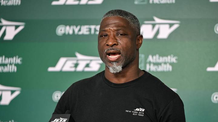 Jun 10, 2026; Florham Park, NY, USA; New York Jets head coach Aaron Glenn speaks at a press conference during minicamp at Atlantic Health Jets Training Center. Mandatory Credit: John Jones-Imagn Images Jun 10, 2026; Florham Park, NY, USA; New York Jets head coach Aaron Glenn speaks at a press conference during minicamp at Atlantic Health Jets Training Center. Mandatory Credit: John Jones-Imagn Images