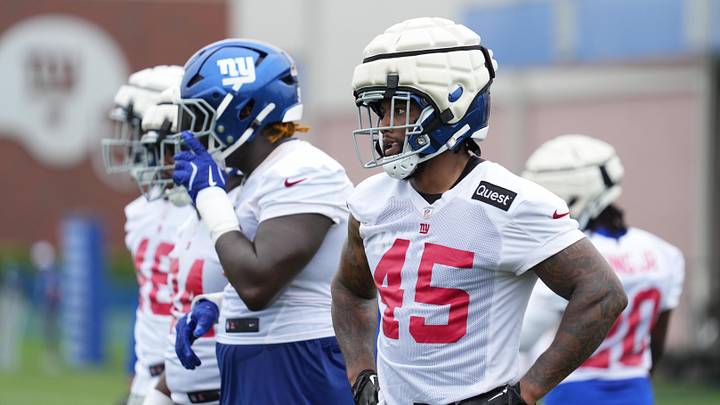 Jul 25, 2024; East Rutherford, NY, USA; New York Giants linebacker Tomon Fox (45) looks on during training camp at Quest Diagnostics Training Center. Mandatory Credit: Lucas Boland-Imagn Images Jul 25, 2024; East Rutherford, NY, USA; New York Giants linebacker Tomon Fox (45) looks on during training camp at Quest Diagnostics Training Center. Mandatory Credit: Lucas Boland-Imagn Images