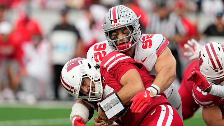 Caden Curry, Hunter Simmons, Ohio State Buckeyes, Wisconsin Badgers Caden Curry, Hunter Simmons, Ohio State Buckeyes, Wisconsin Badgers