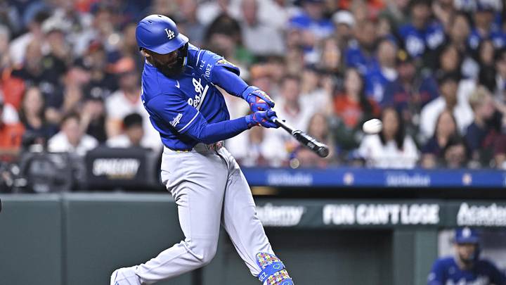 Teoscar Hernandez and the Dodgers are road favorites in San Diego.