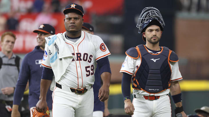 Framber Valdez and Cesar Salazar had a mid-game mixup. 