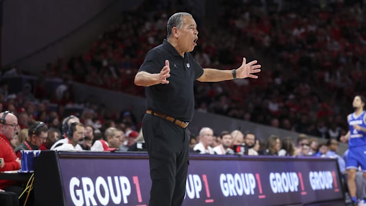 Dec 29, 2025; Houston, Texas, USA; Houston Cougars head coach Kelvin Sampson reacts during the second half against the Middle Tennessee Blue Raiders at Fertitta Center. Mandatory Credit: Troy Taormina-Imagn Images