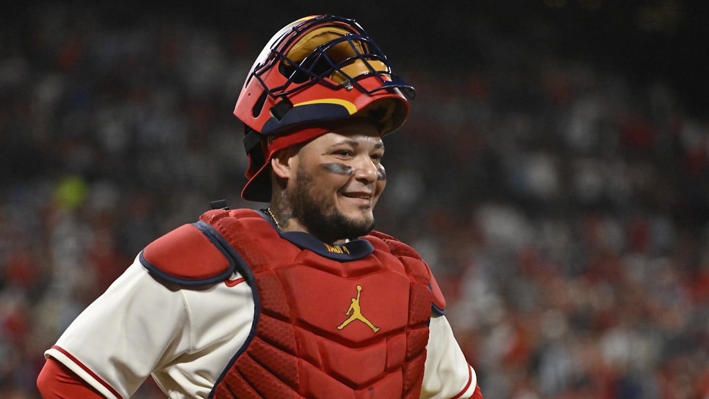 Cardinals Legend Yadier Molina Makes Major Announcement About His Future