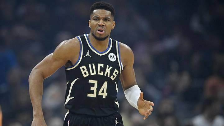 Nov 17, 2025; Cleveland, Ohio, USA; Milwaukee Bucks forward Giannis Antetokounmpo (34) stands on the court in the first quarter against the Cleveland Cavaliers at Rocket Arena. Mandatory Credit: David Richard-Imagn Images Nov 17, 2025; Cleveland, Ohio, USA; Milwaukee Bucks forward Giannis Antetokounmpo (34) stands on the court in the first quarter against the Cleveland Cavaliers at Rocket Arena. Mandatory Credit: David Richard-Imagn Images