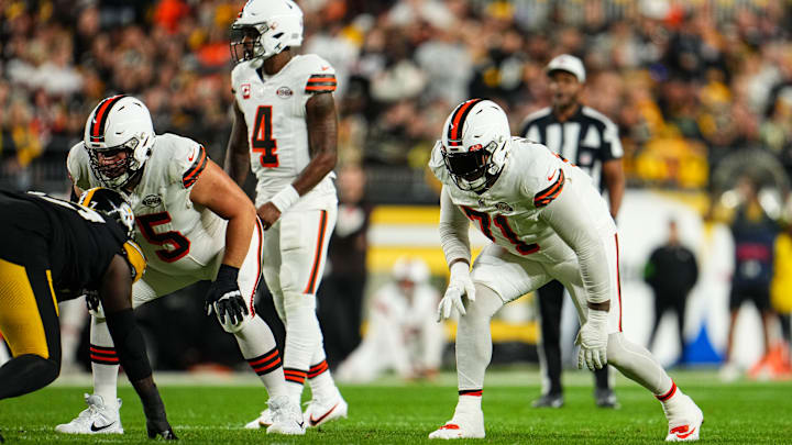 Cleveland Browns v Pittsburgh Steelers